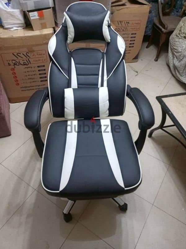 UNIQUE GAMING CHAIR 4