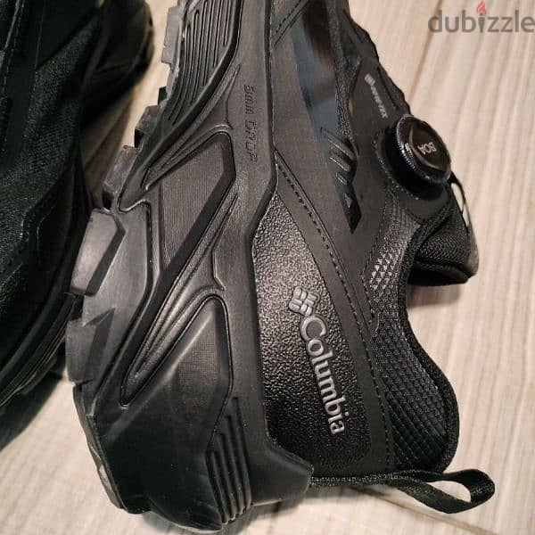 Colombia waterproof 44 3
