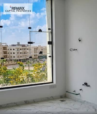 A medical unit or administrative headquarters 77m super lux in Al-Mas Mall, Al-Shorouk - next to the International Hospital ready for immediate use