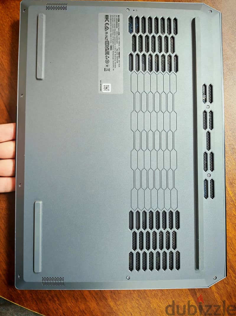 LENOVO LOQ Laptop 7