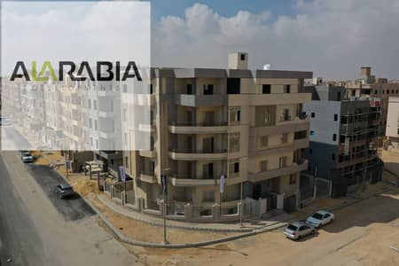 شقة للبيع 165م فيو مفتوح شارع رئيسي استلام فوري باميز مواقع الاندلس الجديدة التجمع الخامس خطوات من شارع التسعين وكمبوند ميفيدا متاح تقسط 6 شهور
