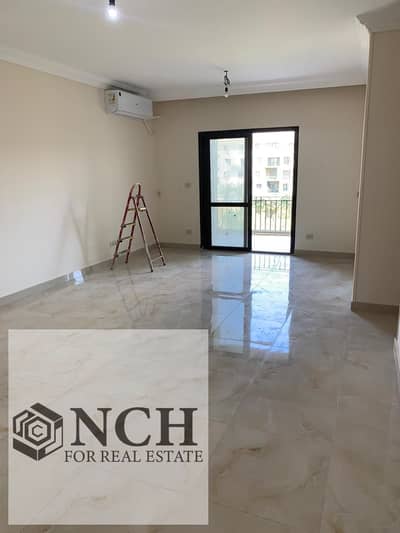 Apartment Rent 130 SQM With Kitchen and ACs in Eastown Prime Location
