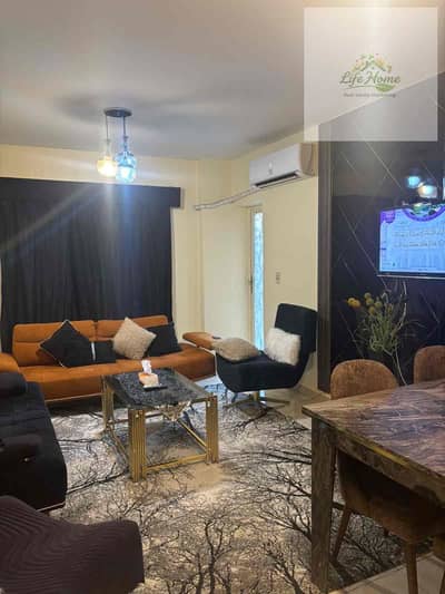 ارضي بحديقه خاصه للايجار المفروش بالرحاب شقه 3نوم