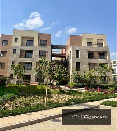 With a low down payment, a 215m² apartment is for sale in District 5 - Fifth Settlement, 7 minutes from 90th Street - with a distinctive view.