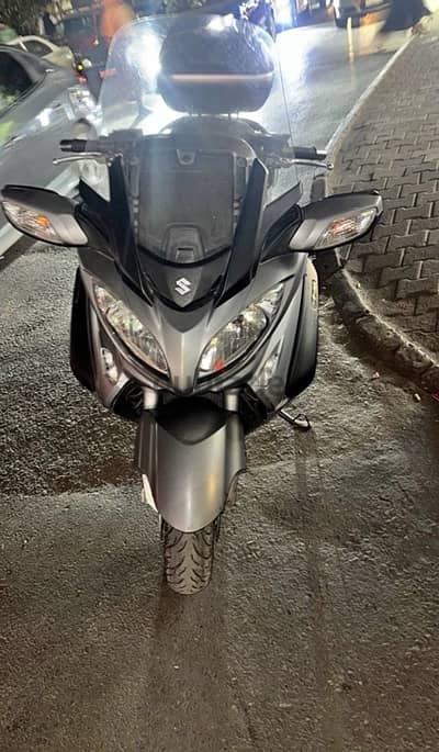 suzuki burgman 650