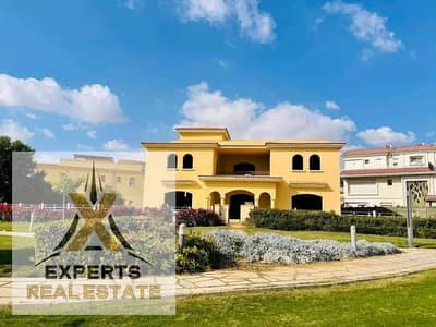 قصر سكني للبيع بمدينتي - إطلالة مباشرة على الجولف والبحيرات