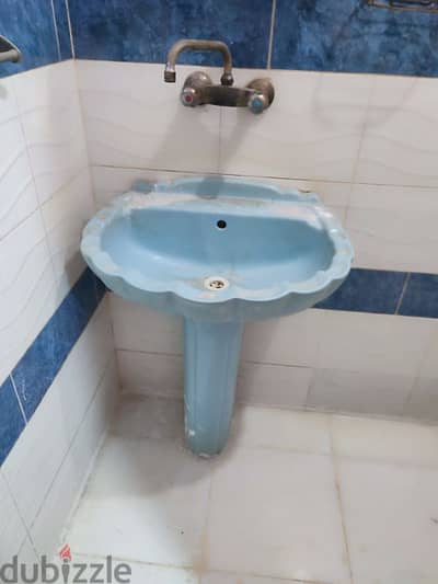 طقم حمام مستعمل