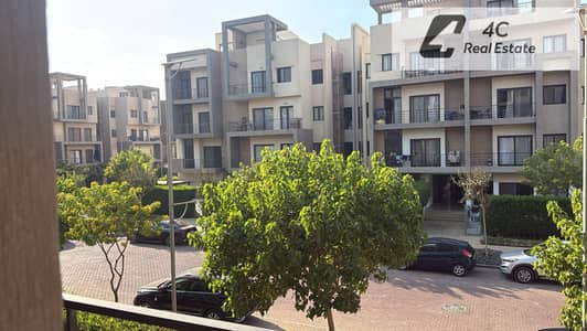 للبيع باقل من سعر الشركه شقه 160م-fifth sqaure تشطيب كامل -التكيفات- prime location near the clubhouse-جاهزه للمعاينه