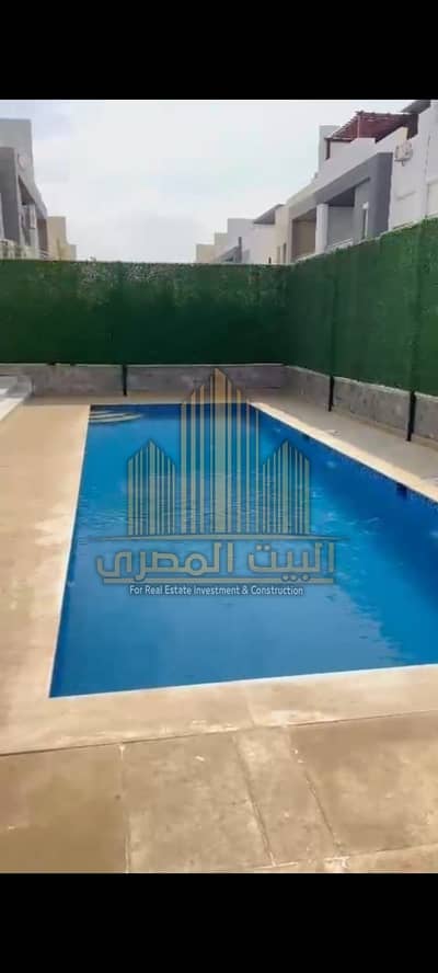 تاون هاوس  كورنر للبيع فى كمبوند وصال فيوز الشروق امام مدينتى