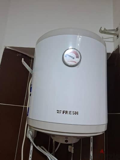 سخان ماء للبيع كسر زيروا مي نار