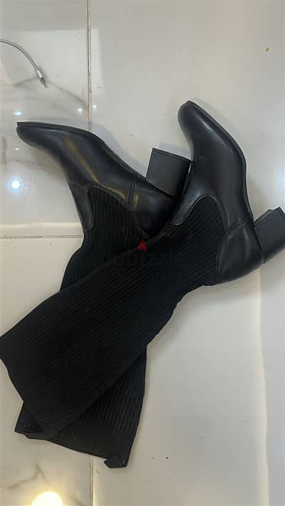 Black Leather Chelsea Knee Boots