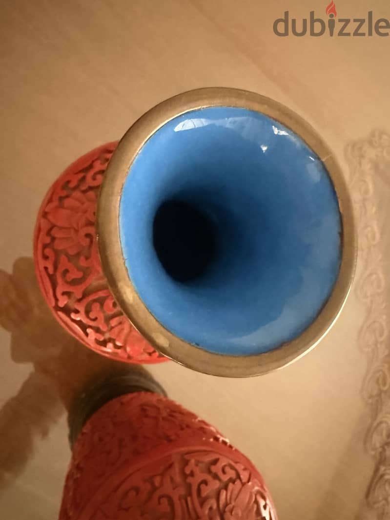 antique vase 2