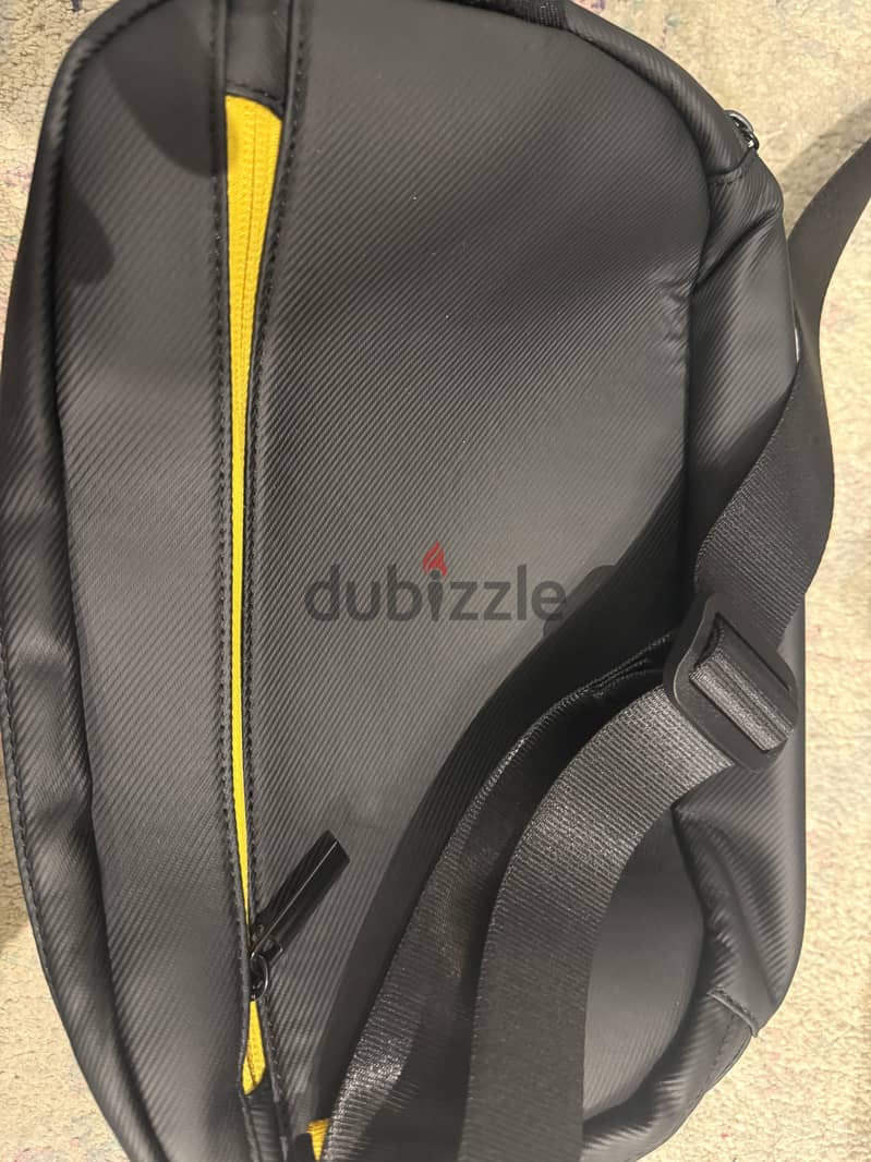 Crossbody led bag 2
