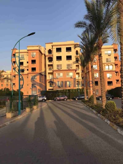 شقة للبيع في كمبوند الرحاب ڤيو مفتوح - حدائق أكتوبر - بجوار كمبوند صن كابيتال أمام هيئة قضايا الدولة مباشرة