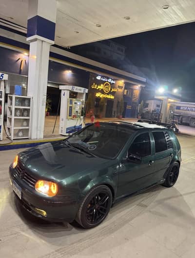 GOLF 4