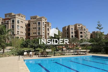 شقه متشطبه بالكامل 245م فيو جزئي علي حمام السباخه للبيع في قطاميه بلازا - القاهره  الجديده