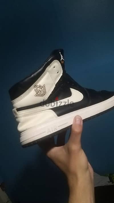 كوتش jordan nike black مقاس 44