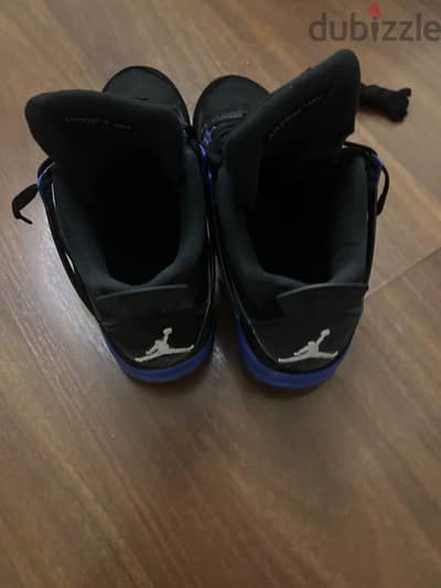 Jordan 4