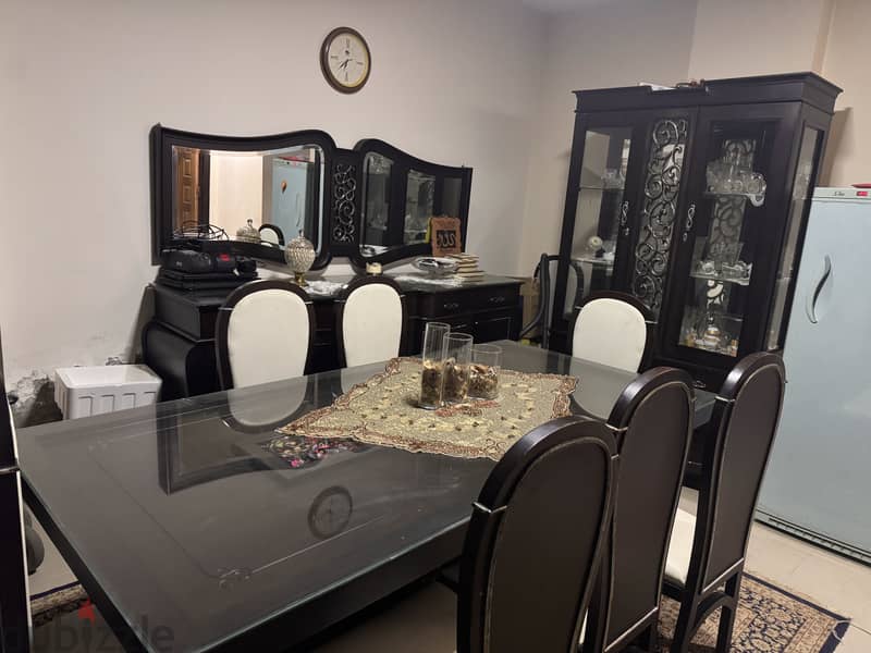 Used dining room 2