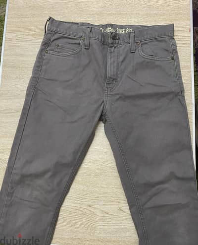 بنطلون جينز ازرق