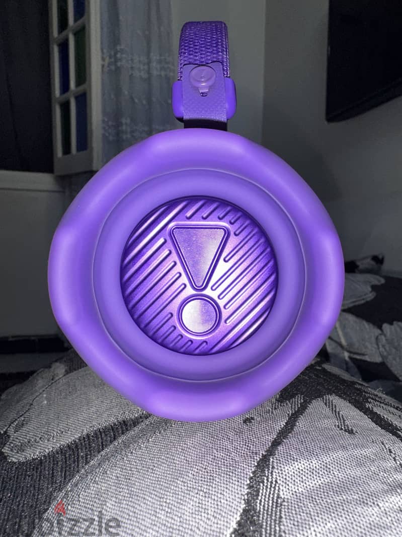 JBL Charge 6 purple 2