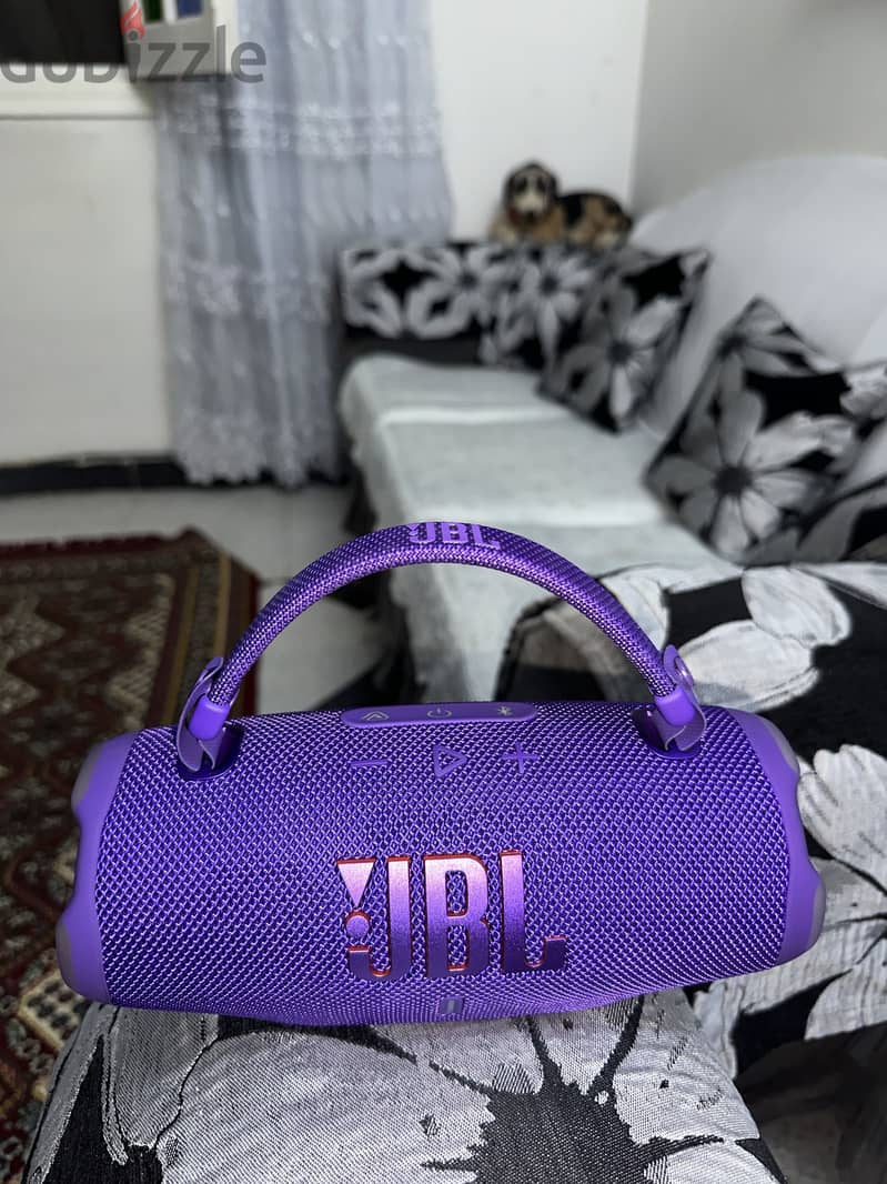 JBL Charge 6 purple 3
