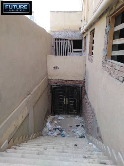 Badroom 130 m in the nearby seventh neighborhood, Al-Mi'raj Al-Sufli, Zahraa Al-Maadi