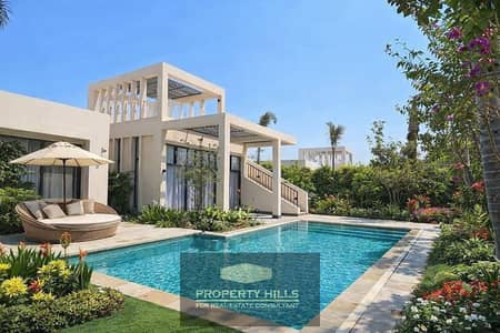 Villa 311 meters, 3 floors, panoramic view with private swimming pool, next to Wadi Degla Club and West Somed October