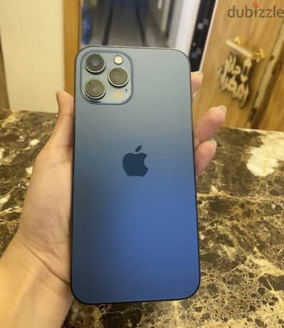 Iphone 12 pro max 256g battery 76%