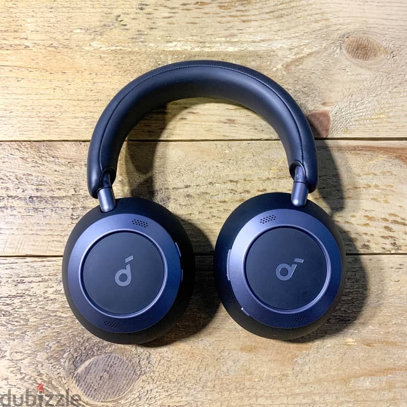 Soundcore Space One Pro by Anker 4