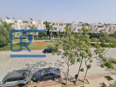 توين هاوس للبيع 254 متر 4 غرف نوم في أتريو