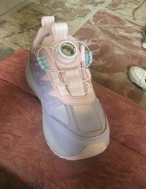 shoes size 32 1