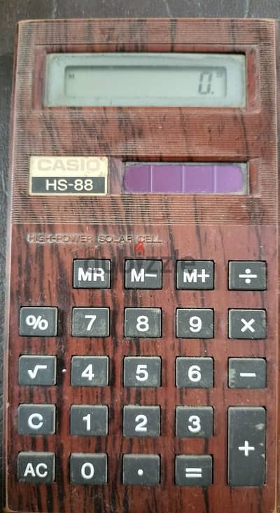 آلة حاسبة كلاسيكية ماركة Casio HS-88