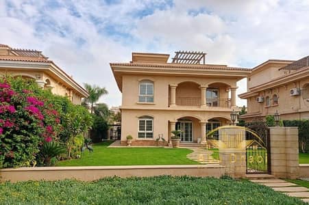 فيلا مستقلة للبيع في مدينتي نموذج G  أرض 700م و330م مباني | تشطيب سوبر لوكس | فيو جاردن مفتوح | موقع مميز داخل المرحلة الثانية | فرصة استثمارية قوية