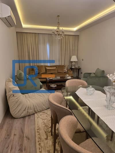 شقة للإيجار 145 متر 2 غرف نوم في جرين ٥