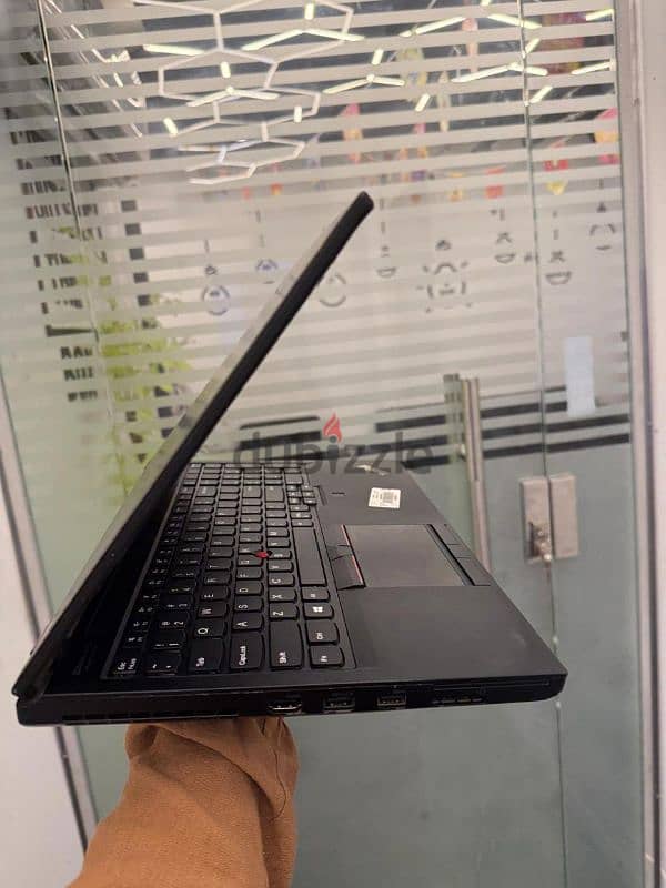 Thinkpad p53. workstation 3