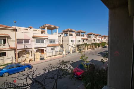 Townhouse villa for sale 205 m King Maryout (Alex West - Saint Catherine)