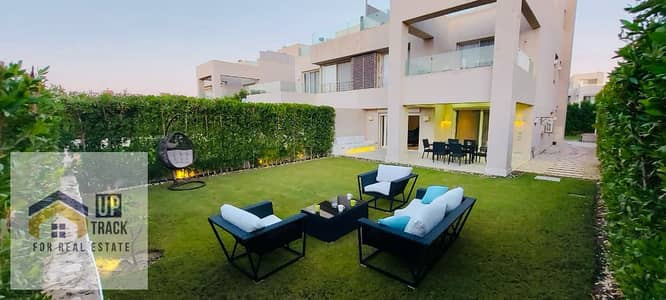 شاليه للايجار في هاسيندا باي دور ارضي مع حديقه خاصه 3 غرف مفروش بالكامل مع الأجهزة