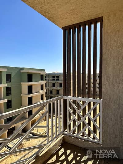 Apartment for sale in Green 6 Compound, 150 sq m
