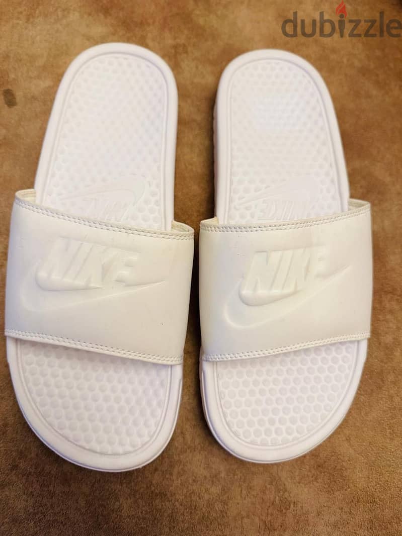 Nike slides 1