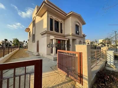 امتلك ثالث اكبر نموذج فيلات بأجدد مراحل مدينتي نموذج C3 بجوار فندق الفورسيزون بأطول فترة سداد مع افضل مقدم  Madinaty
