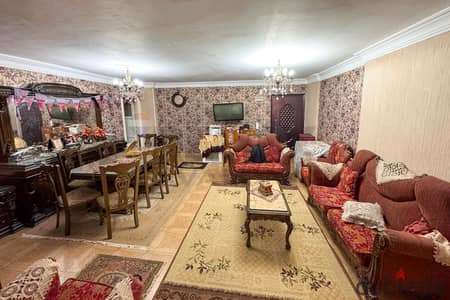 شقة للإيجار المفروش 150 م سموحة (عمارات توب هاوس)