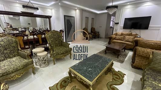 شقة 3 غرف في الياسمين 1 على محور السادات مباشرة – دور أول بلكونة + تراس كبير بسعر 7.2 مليون