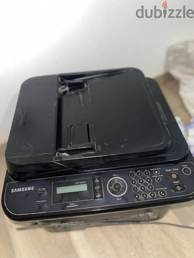 طابعة ليزر Samsung SCX-4623F للبيع بحالة ممتازة    طباعة +)