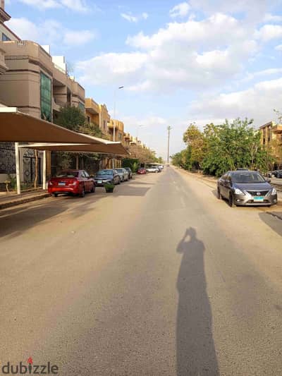 افضل  دوبلكس نص تشطيب وافضل لوكيشن الياسمين القاهره الجديده