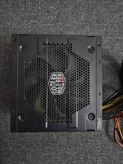 Cooler master V4 600w