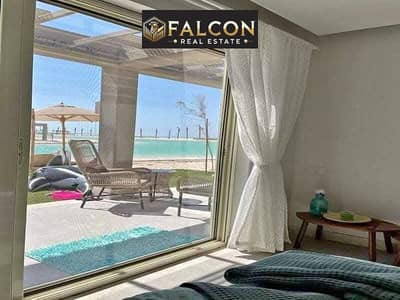 بأقل مقدم شاليه sea view للبيع فى سى شور راس الححمه الساحل الشمالى من شركه هايد بارك hyde park صف اول لاجون بجوار قريه كالى كوست
