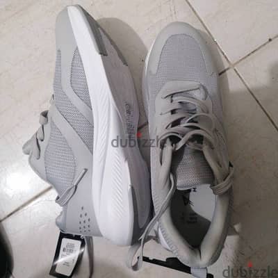 كوتشي رياضي ماركة بريمارك من أوروبا Primark workout shoes size 40