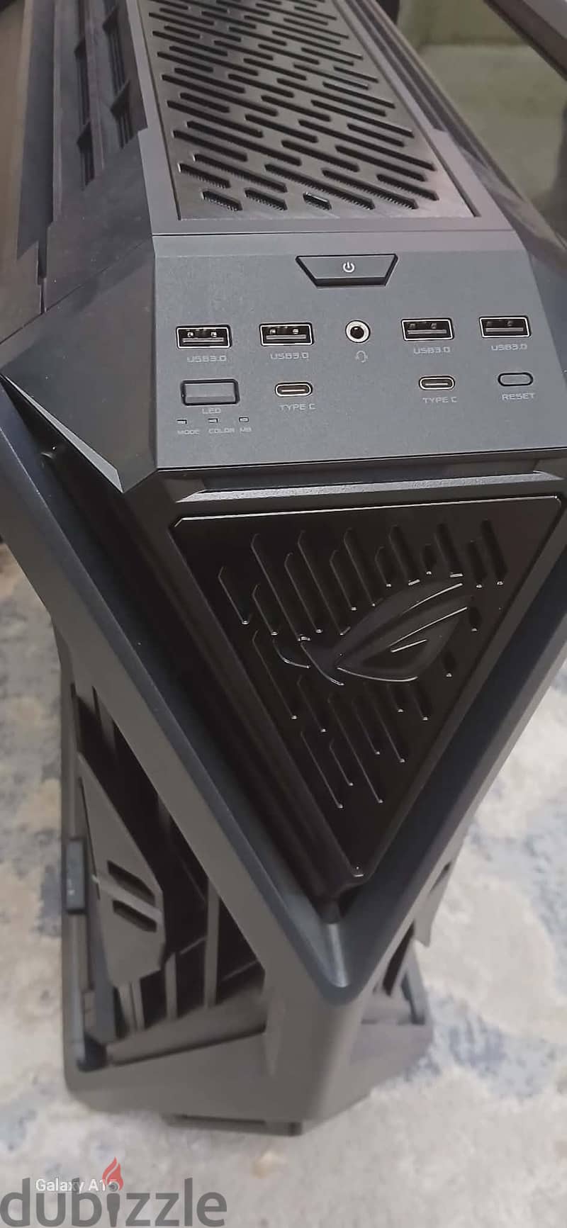 ASUS ROG Hyperion GR701 12