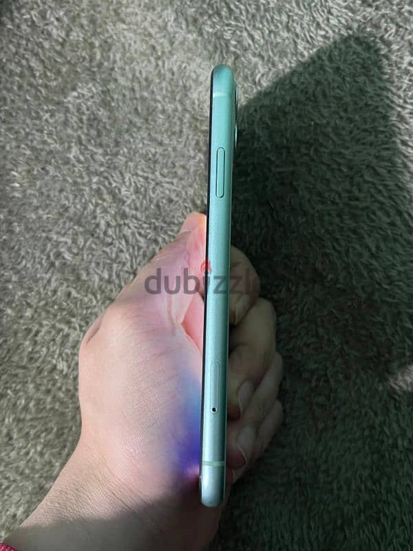 IPhone 11 4